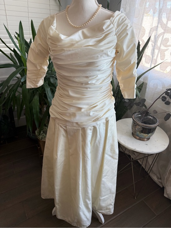 Vintage Dresses & Skirts - Vintage Wedding Dress